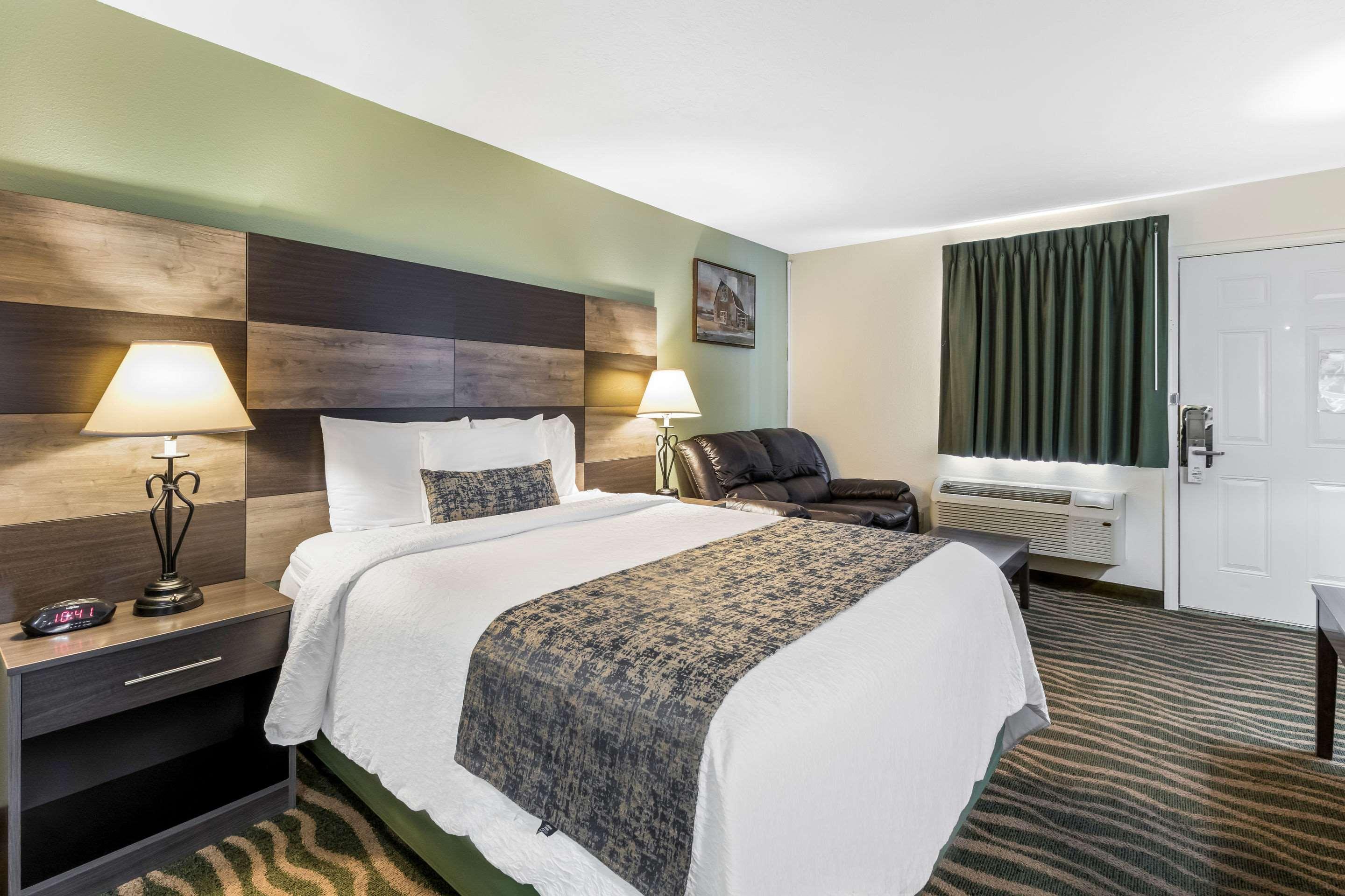 Cadiz Rodeway Inn מראה חיצוני תמונה