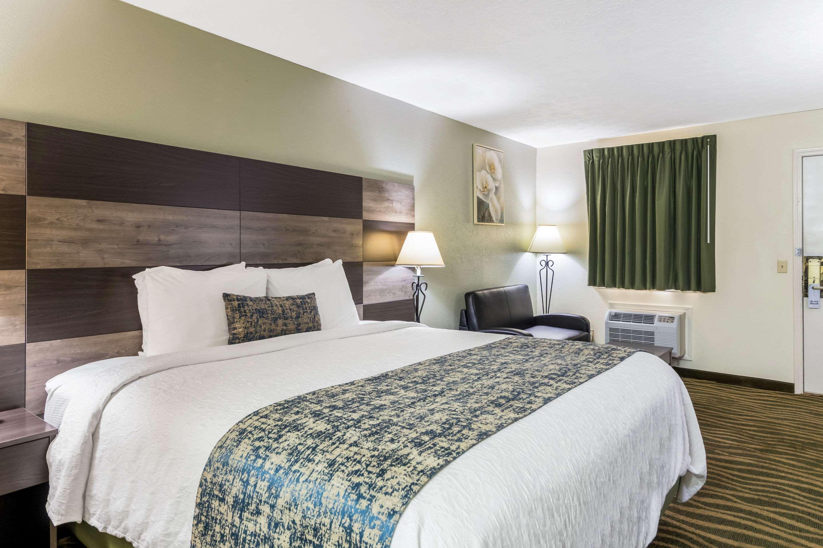 Cadiz Rodeway Inn מראה חיצוני תמונה