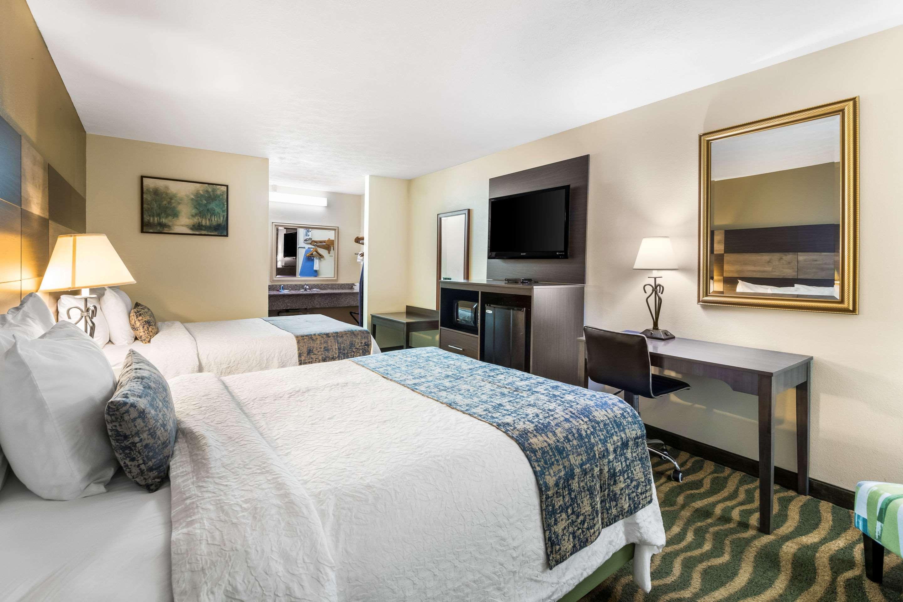 Cadiz Rodeway Inn מראה חיצוני תמונה