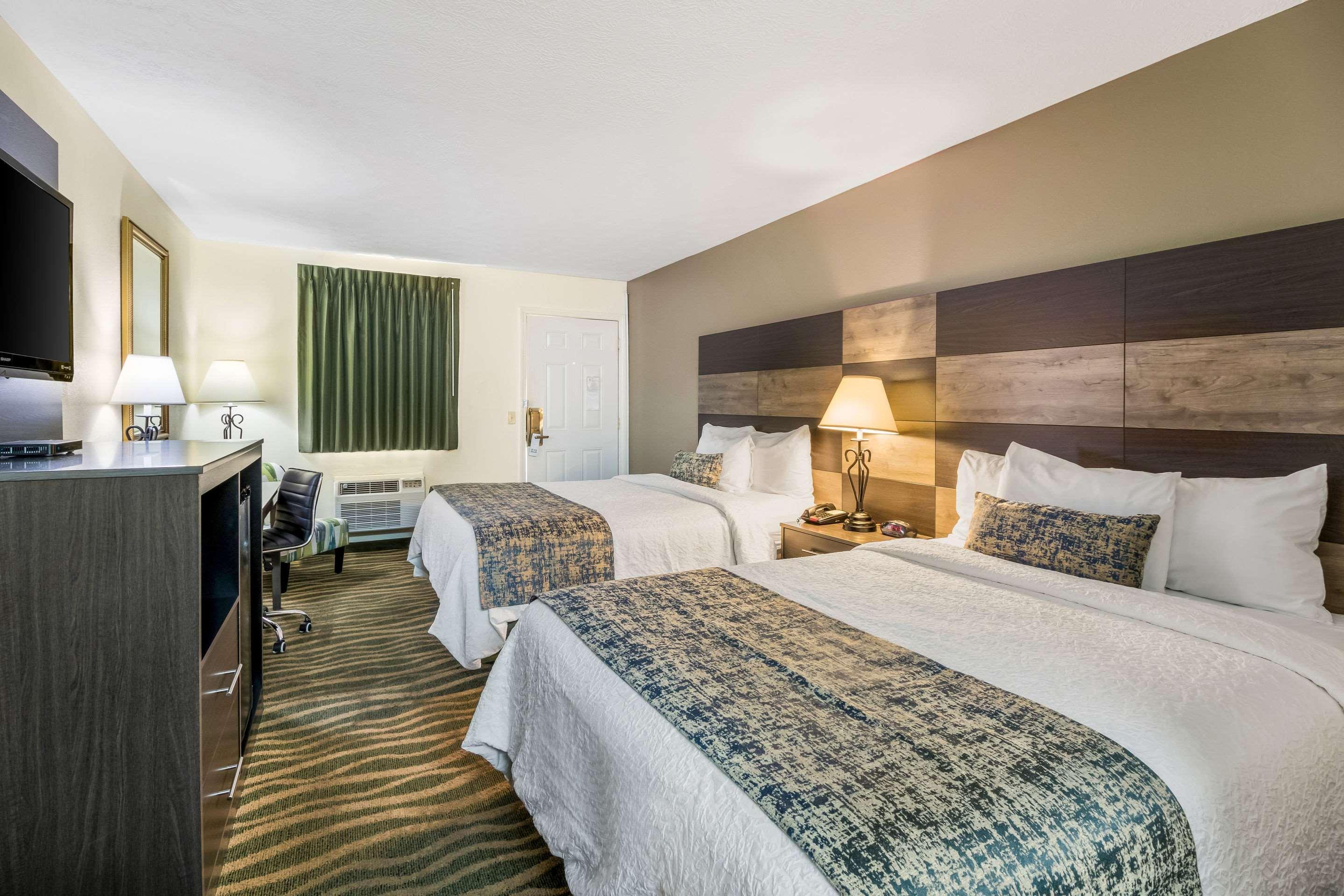 Cadiz Rodeway Inn מראה חיצוני תמונה