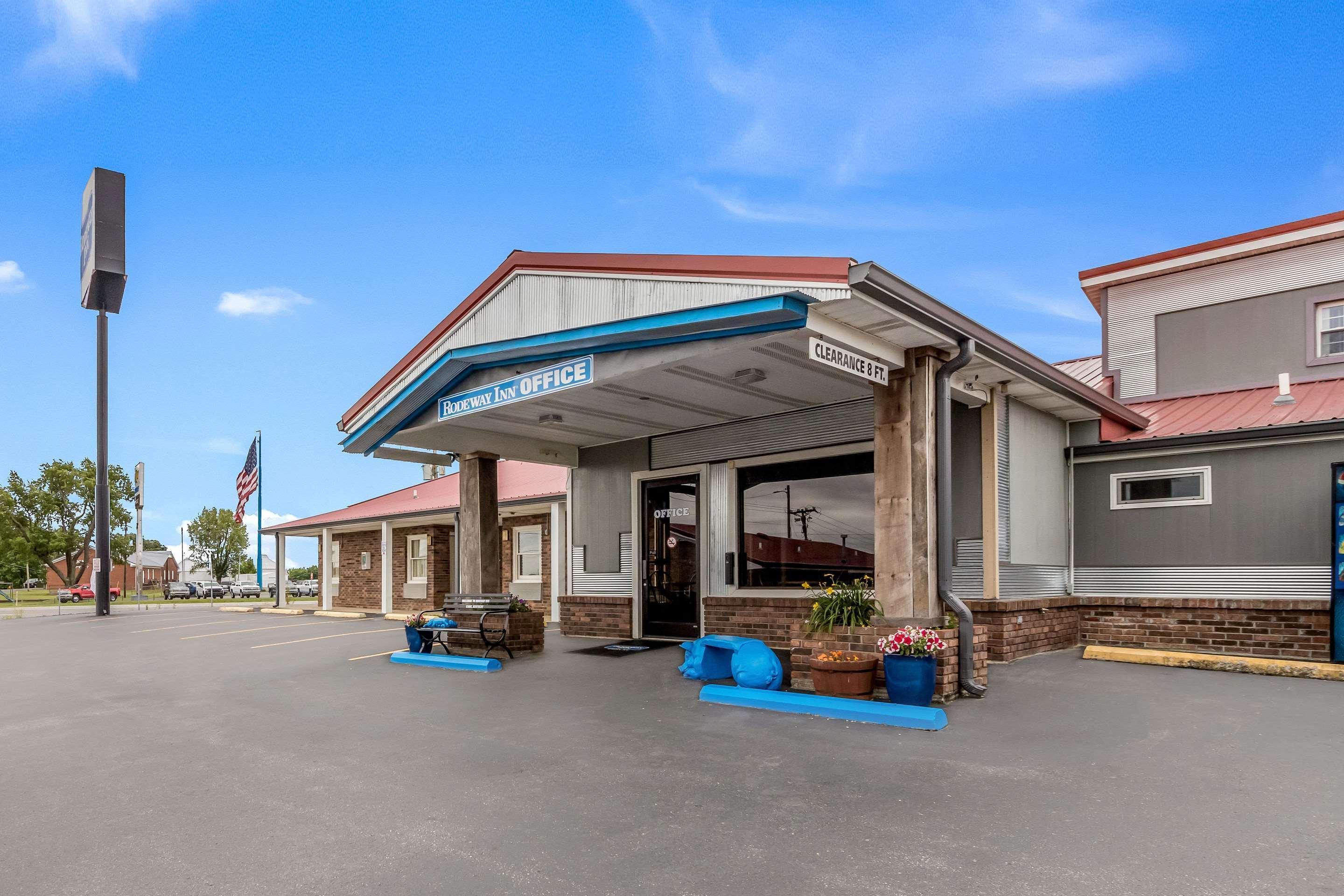 Cadiz Rodeway Inn מראה חיצוני תמונה